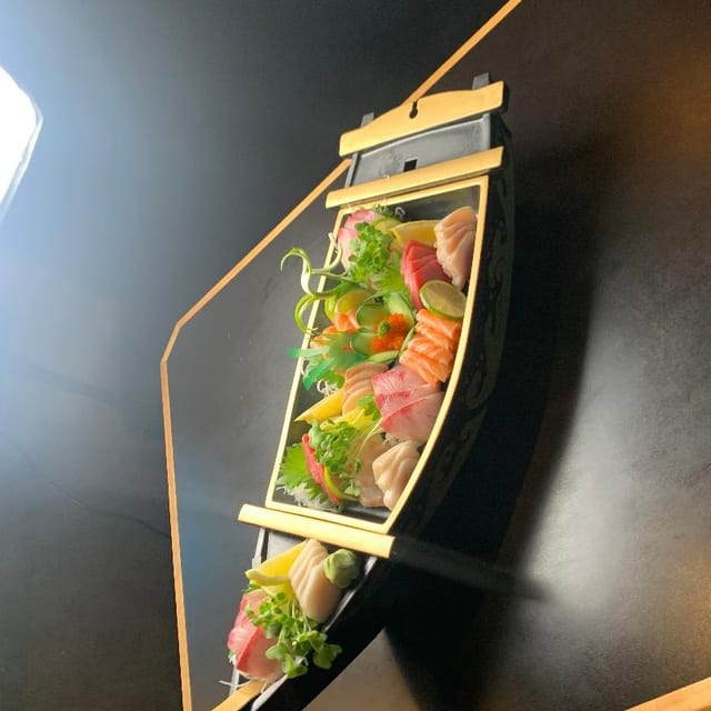 Sashimi Moriawase.