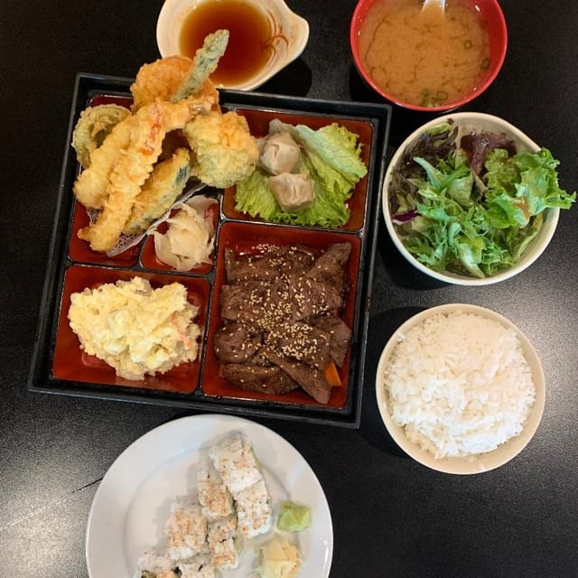 O-Bento Lunch Box.