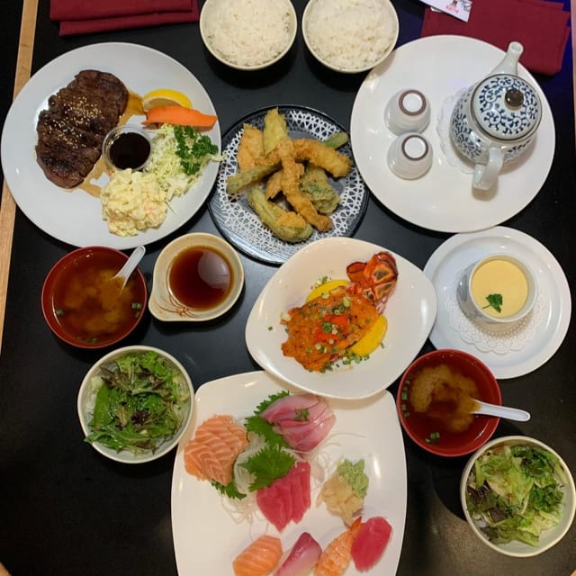 Chaya Kaiseki Dinner Box.
