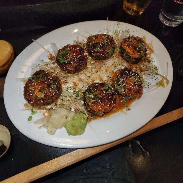 Godzilla Roll.
